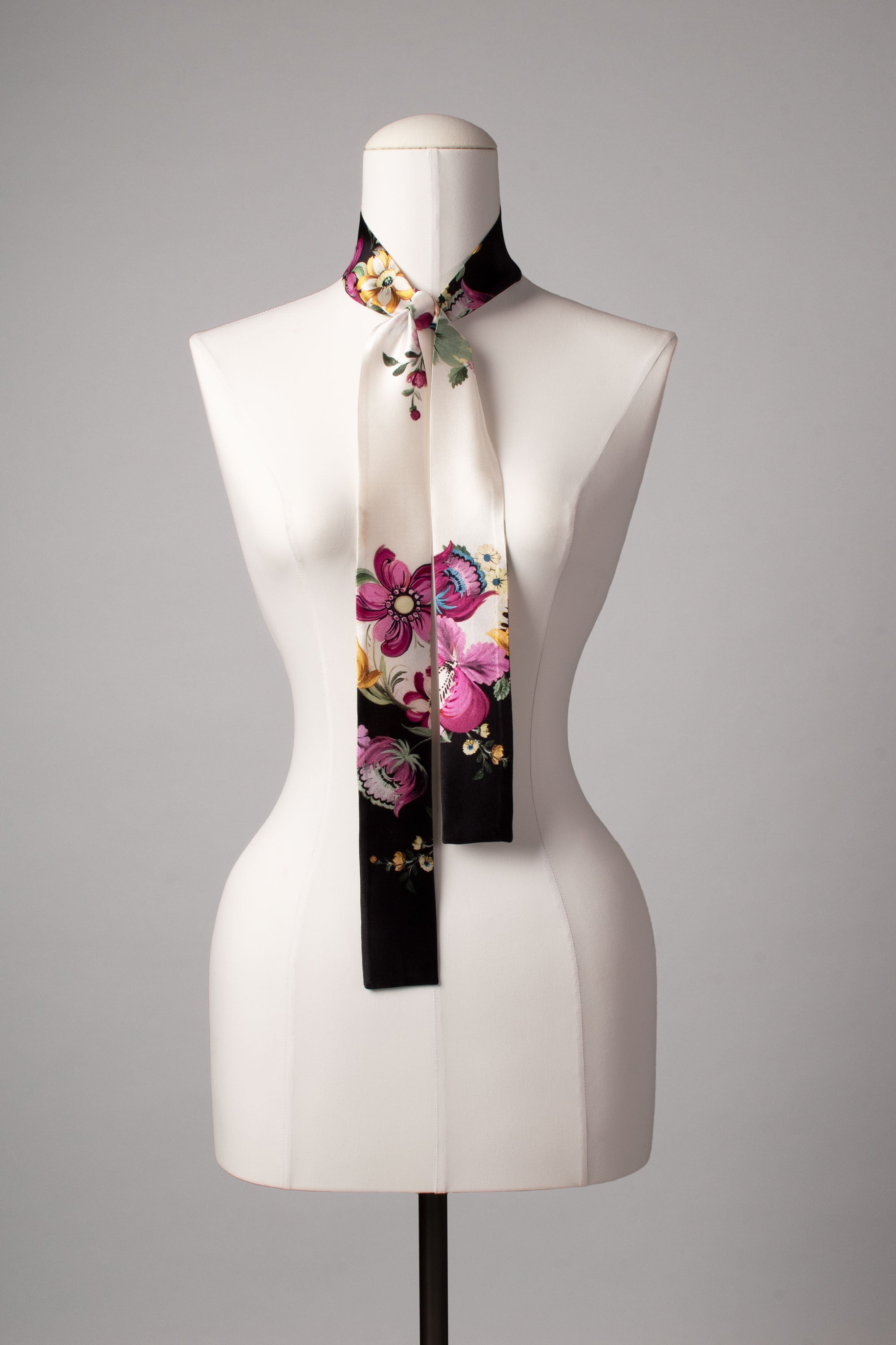 Minischal | Damenschal "Black n White n Flowers