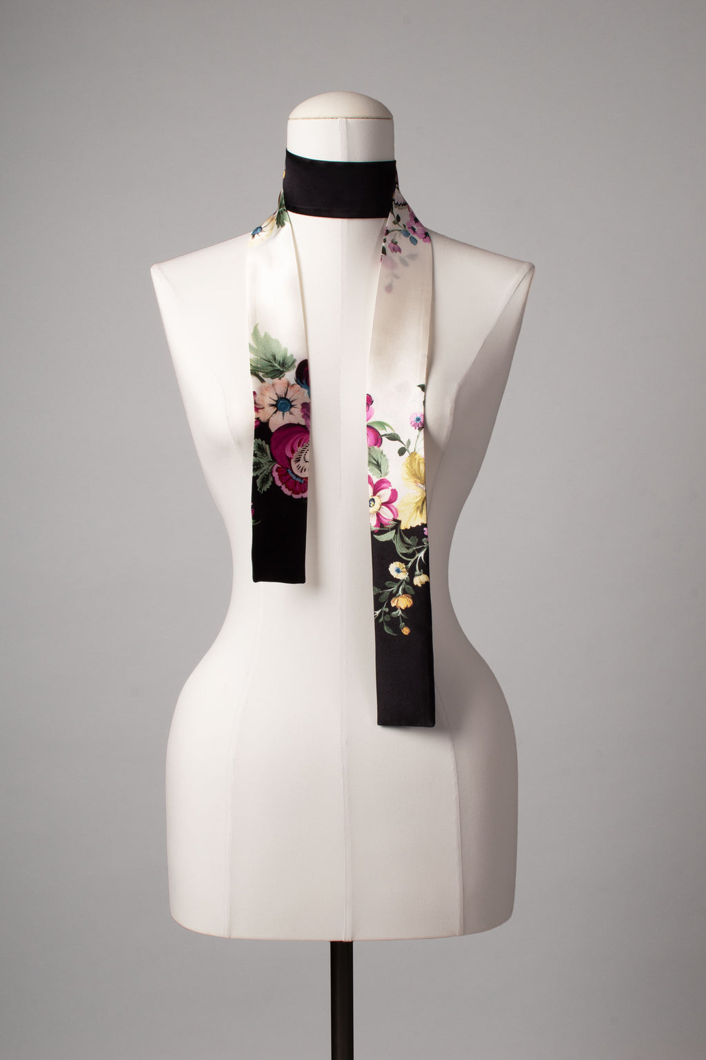 Minischal | Damenschal "Black n White n Flowers