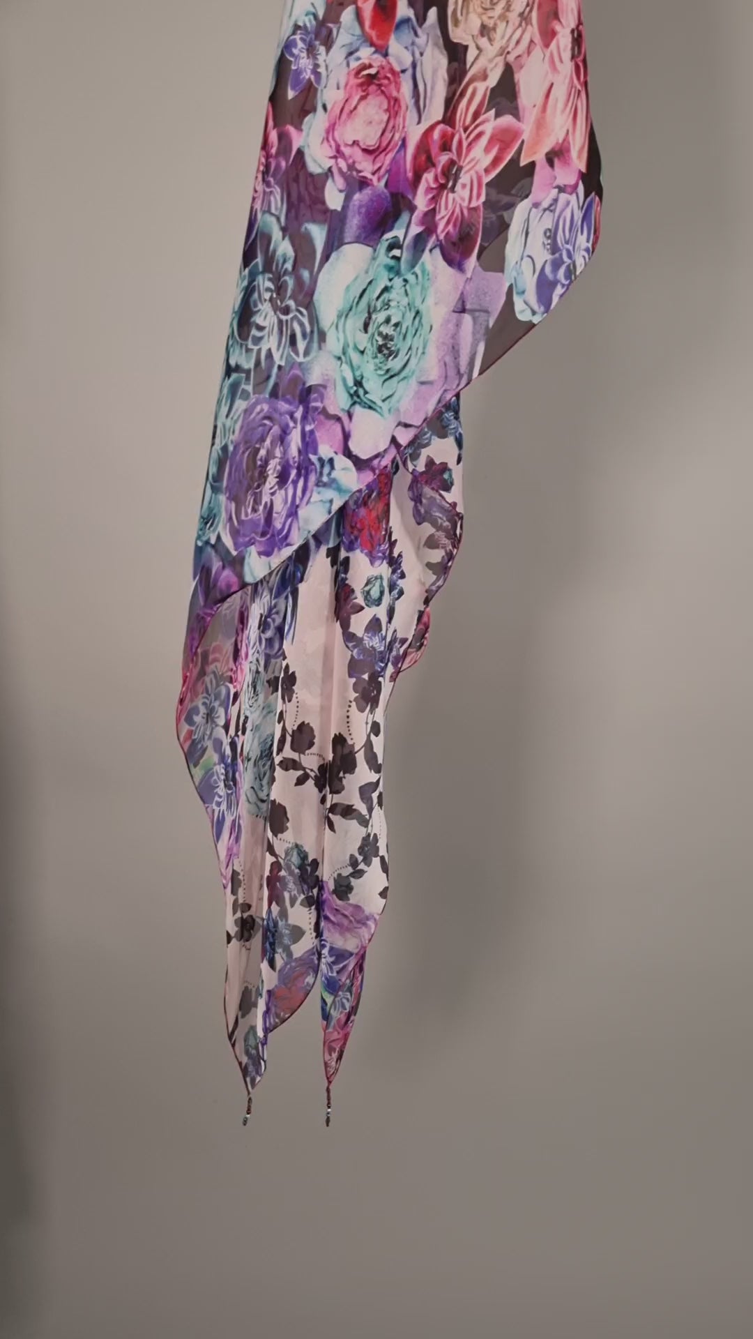 Seidenschal | Damenschal "Blueish Blossoms"
