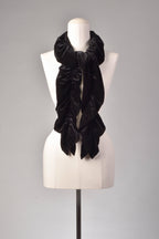 Samtschal | Damenschal "Deep Black Velvet Cascade"