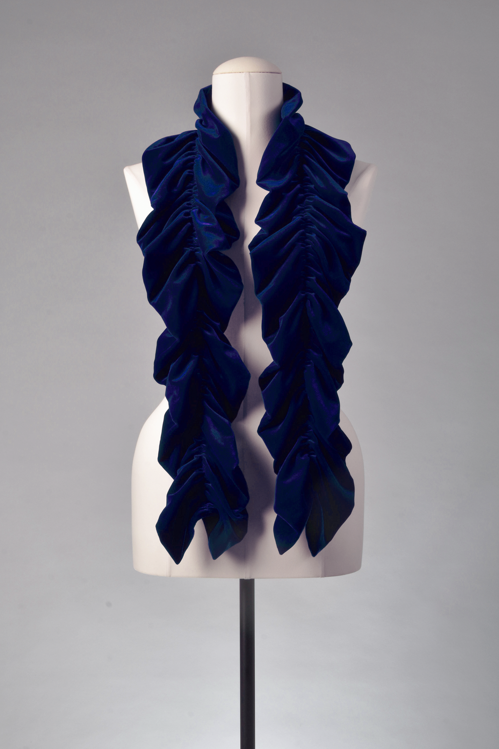 Samtschal | Damenschal "Deep Blue Velvet Cascade"