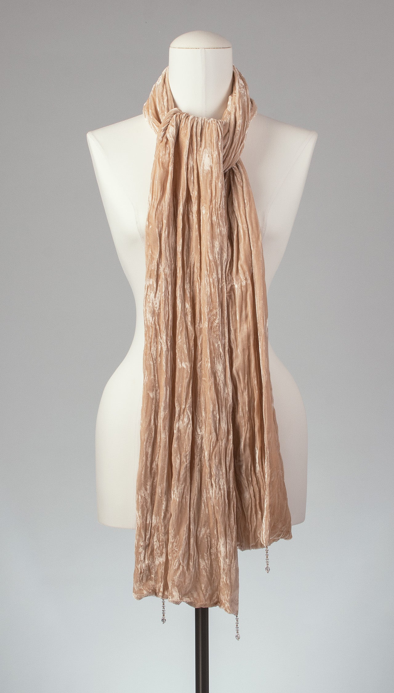 Samtschal | Damenschal "Powder Velvet Wrinkle Crash"