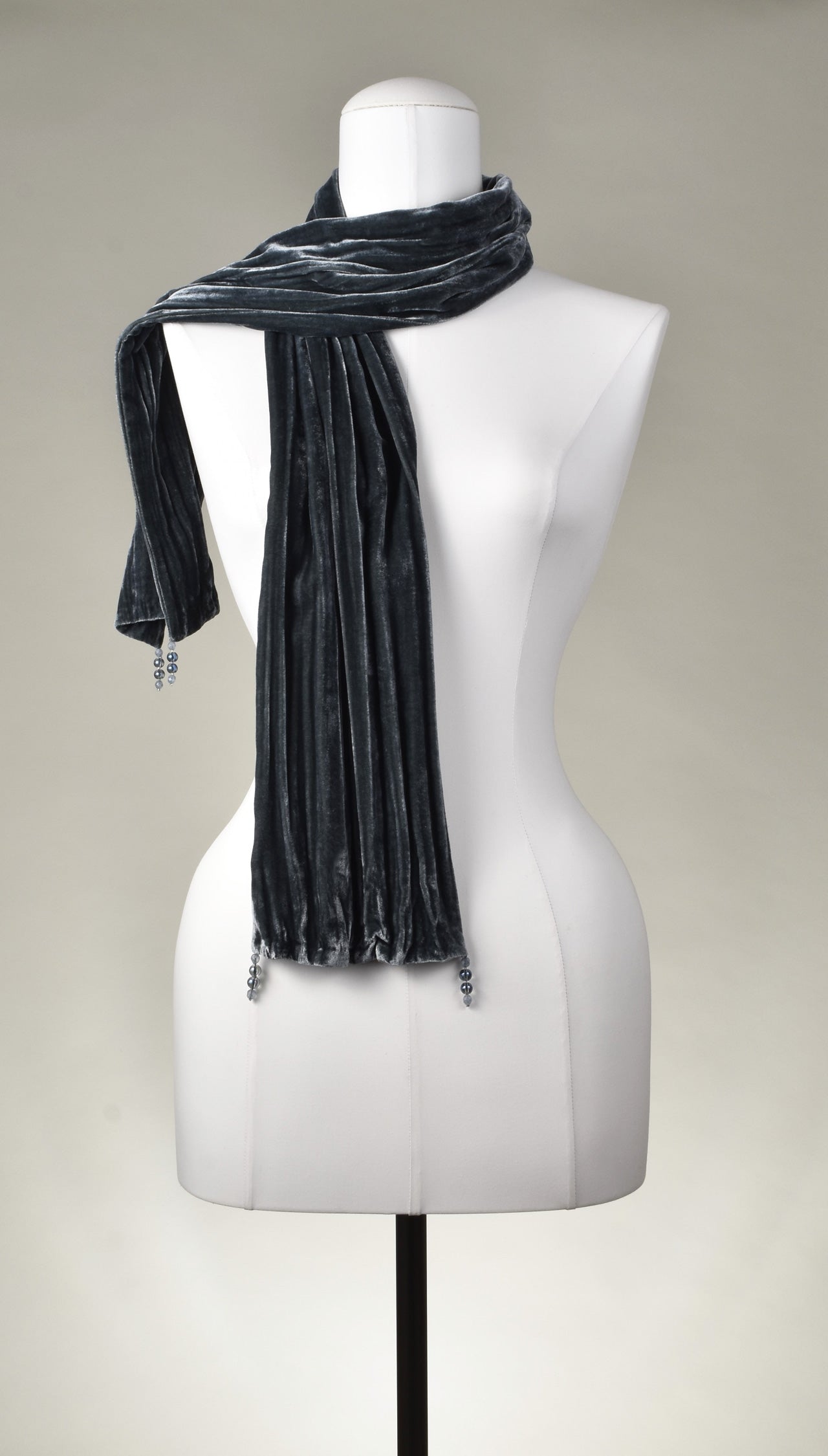 Samtschal | Damenschal "Steel Grey Velvet Straight Crash"