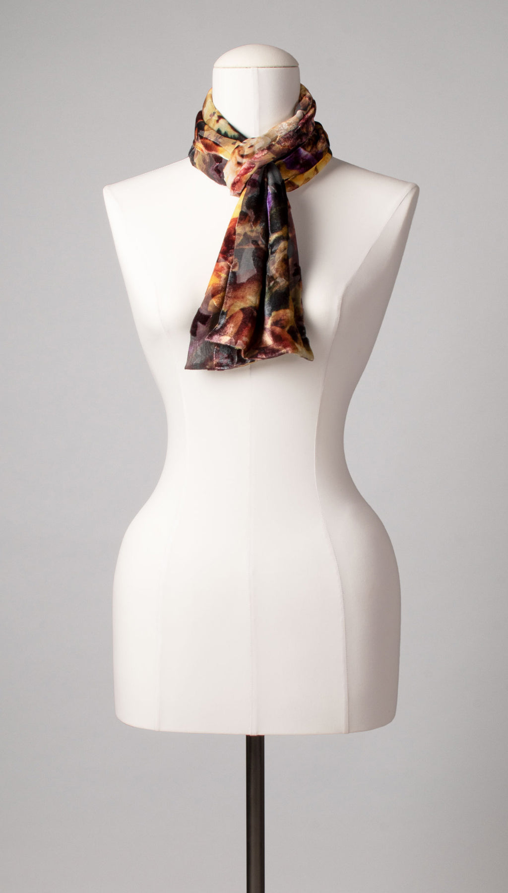 Samtschal | Damenschal "Velvet Flower Dreams"