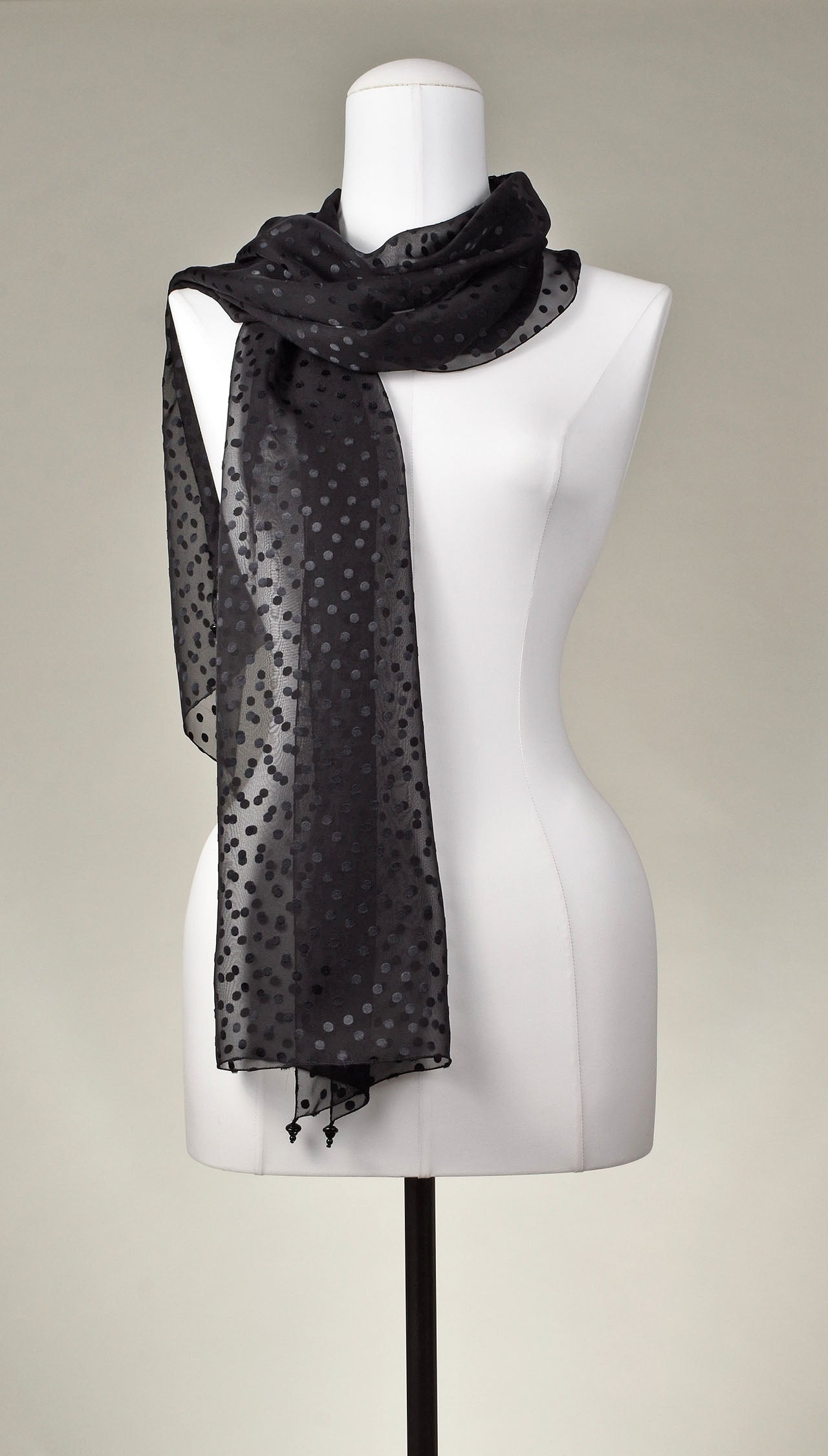 Seidenschal | Damenschal "Black Velvet Dots"