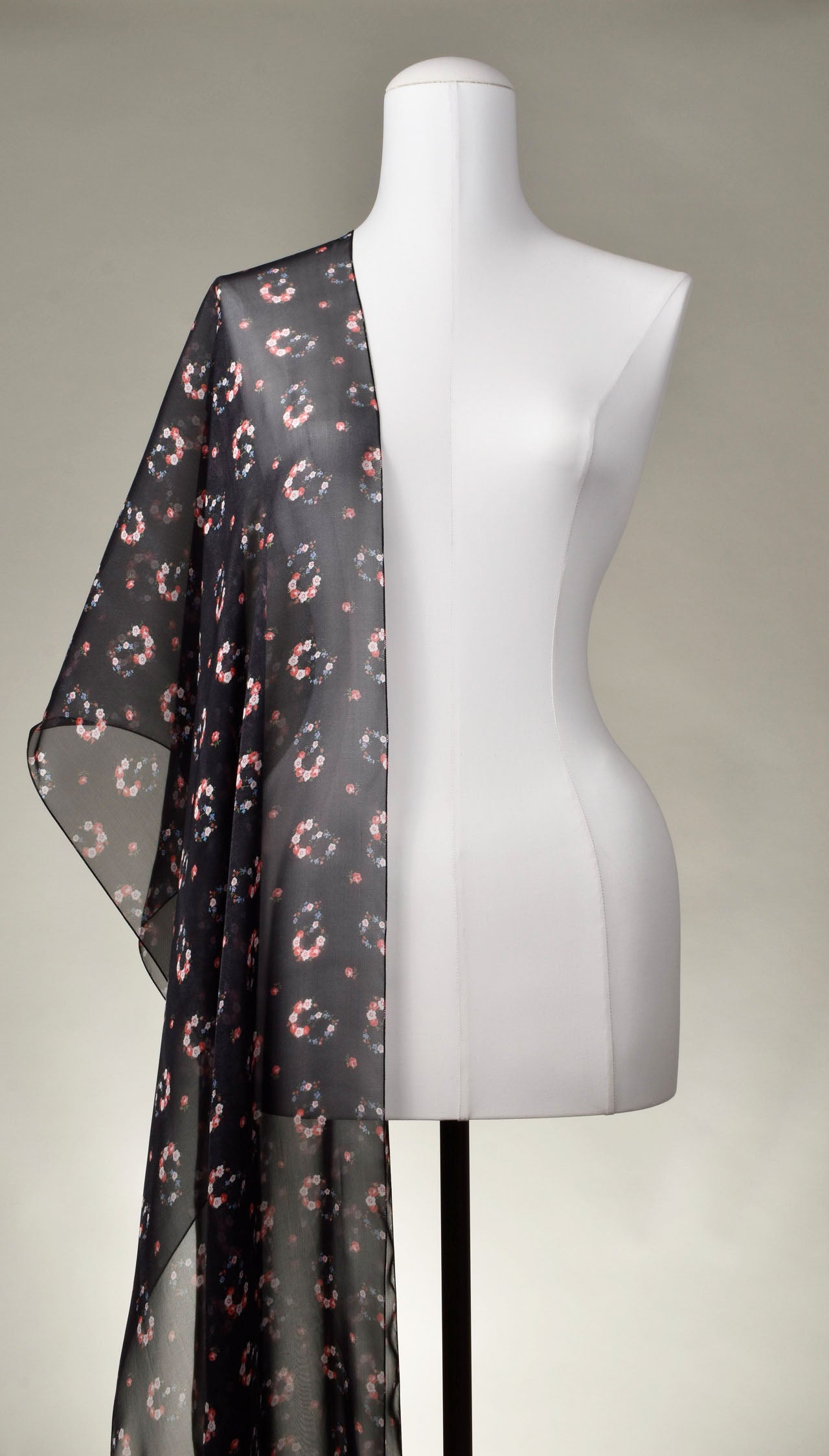 Seidenschal | Damenschal "Kränzchen"