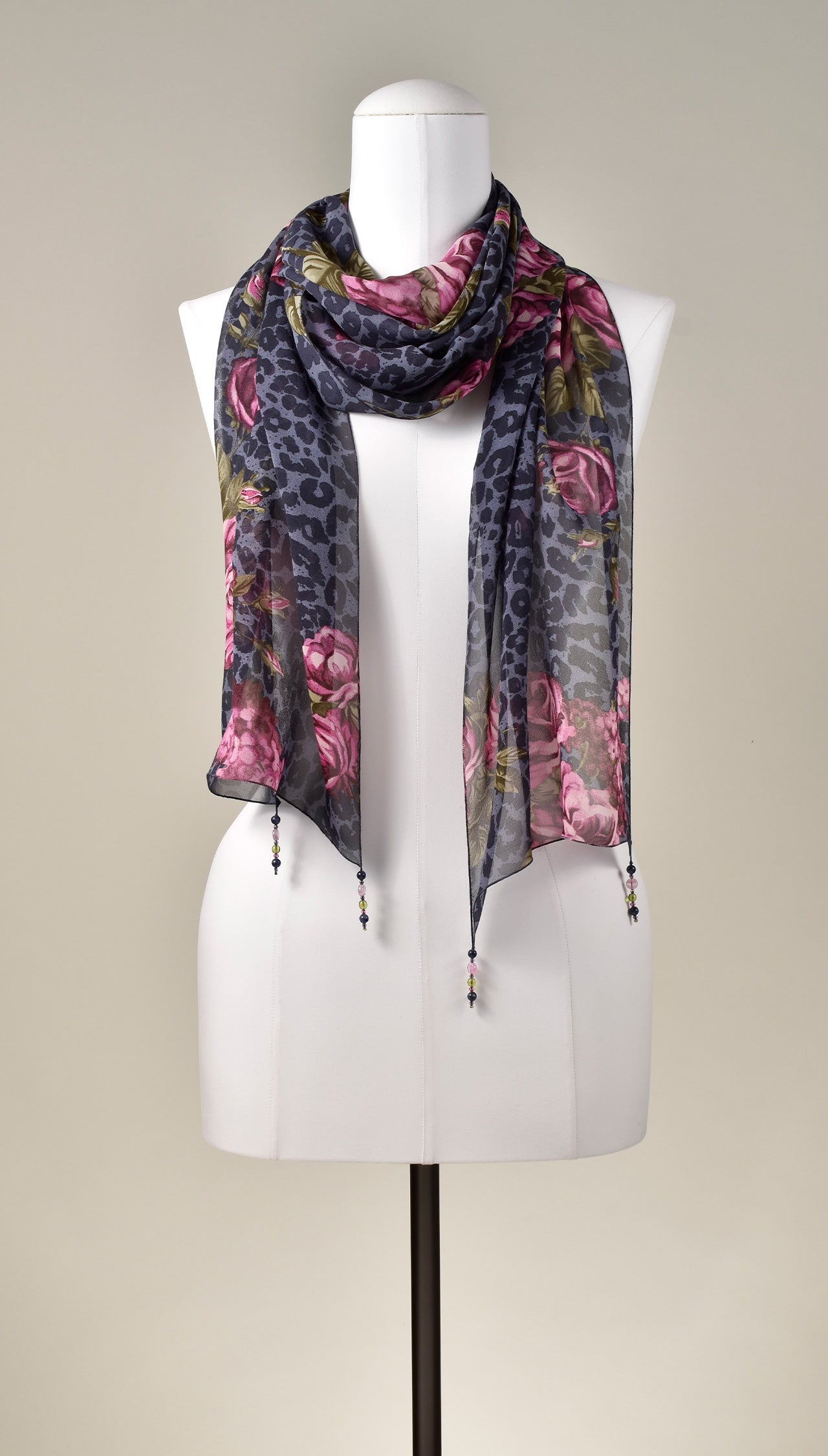 Seidenschal | Damenschal "Blue Leo and Roses"