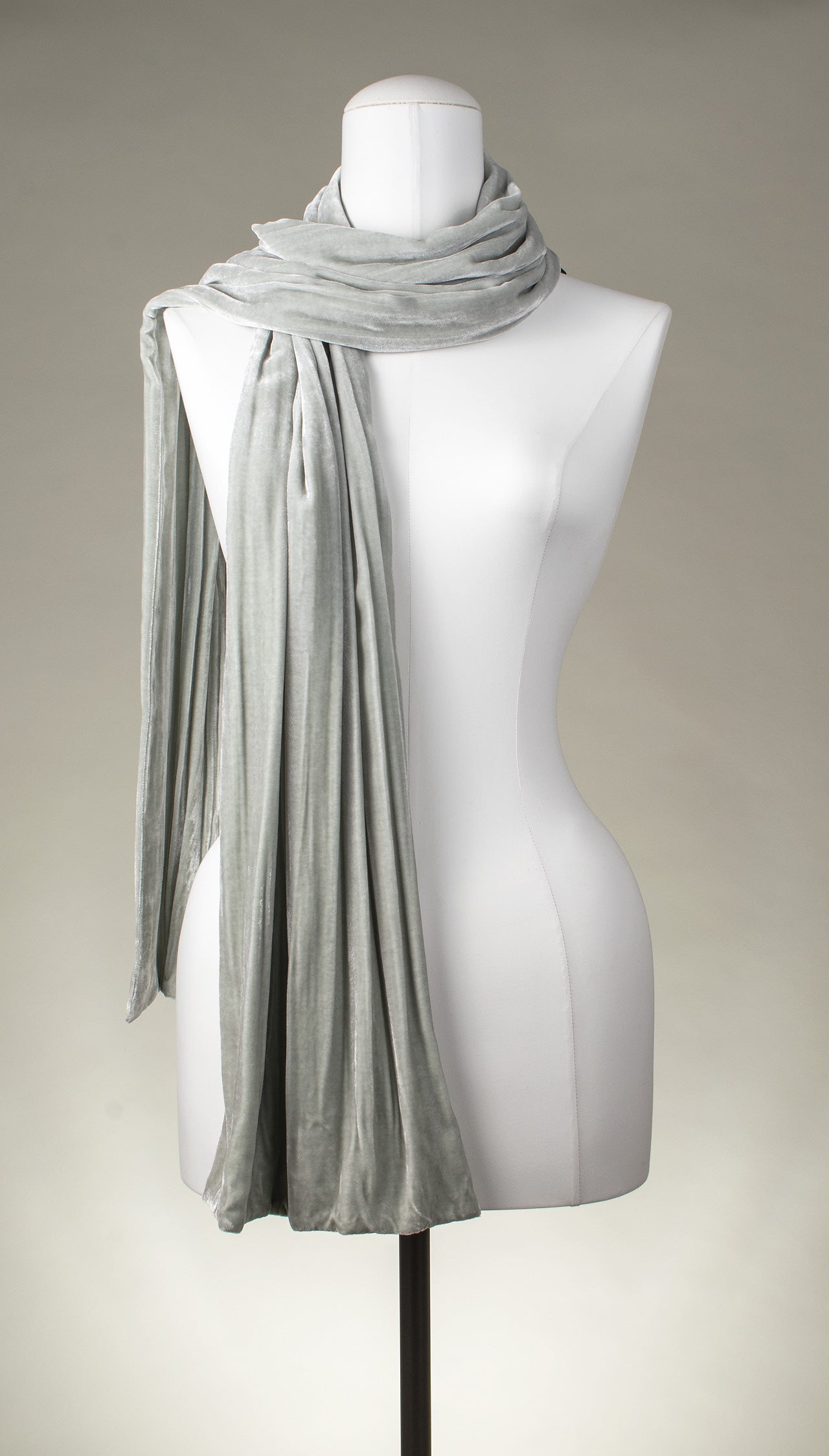 Samtschal | Damenschal "Ice Grey Velvet"