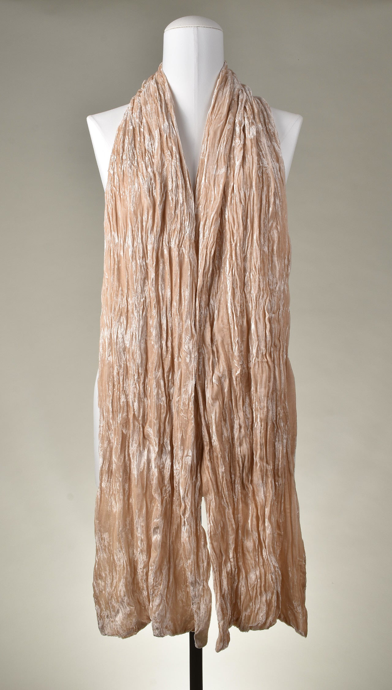 Samtschal | Damenschal "Powder Velvet Wrinkle Crash"